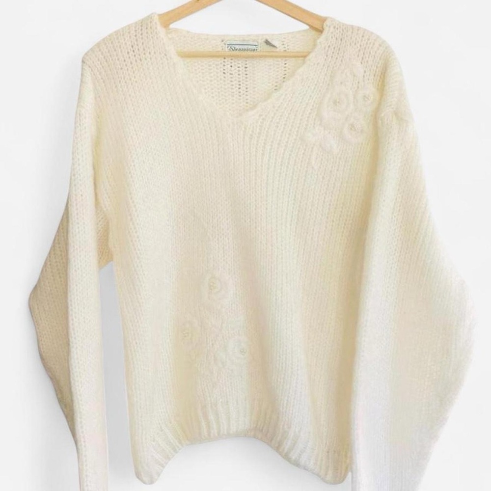 Vintage Shenanigans Cream Ivory Tone Soft Cozy Knit Sweater with Flowers Pearls - Picture 5 of 6
